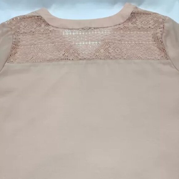 Express Blouse Women's Large Light Peach V-Neck Tunic 3/4 Sleeve Lace Back EUC - Picture 10 of 14